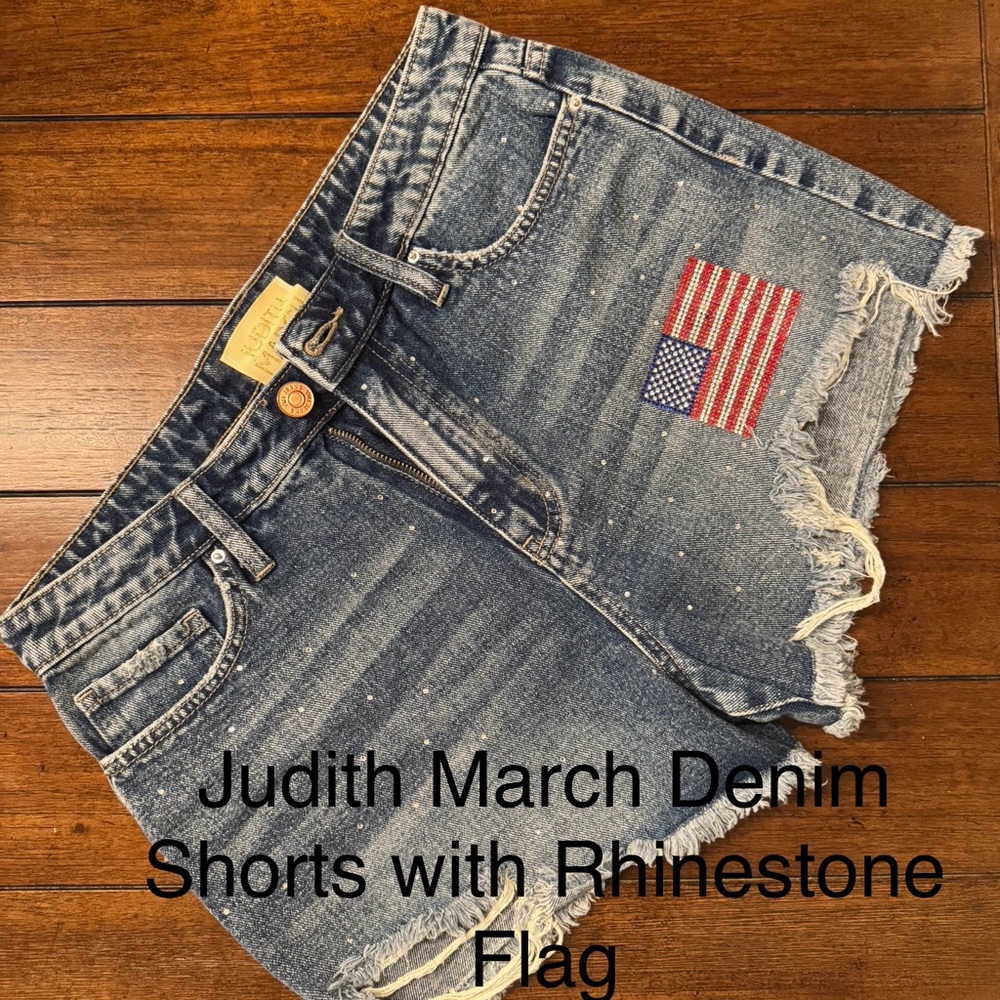 Judith March Blue Jean Shorts with Distressed Frayed Hem